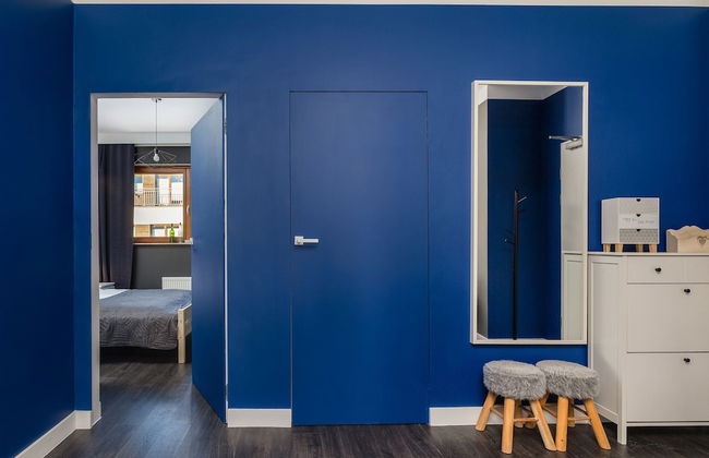 Mysterious Blue Apartment by Renters - Foto 47