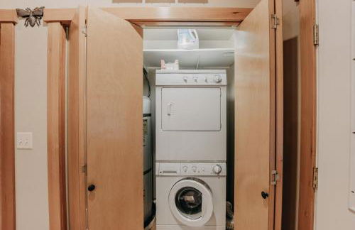 Glacier Springs Cabin 65 - Hot Tub - Wi-Fi - Foto 18