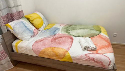 Chambre chez Flore, Versailles Thoiry, France, miniature - Foto 3