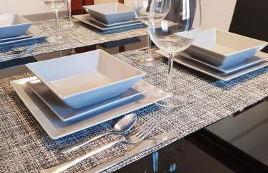 Deluxe Central Apartment - Photo 40