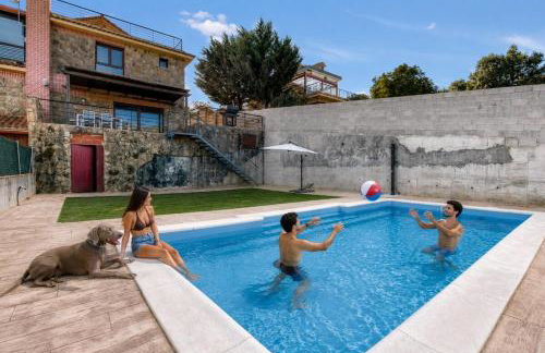 Villa de lujo de piedra, Cine para niños, Vistas, Piscina - Foto 13