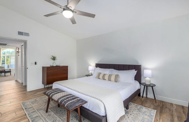 Modern Mesa Oasis Free Heated Pool Al-fresco Living - Photo 17