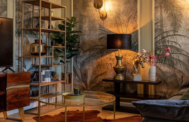 Views of Palace of the Parliament 2BR Jungle Theme - Foto 31