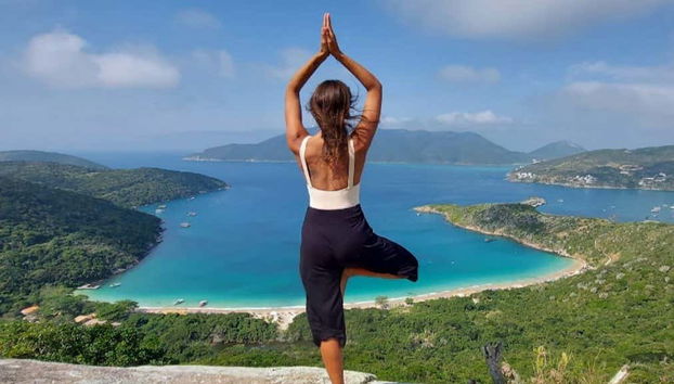 Admire Arraial do Cabo