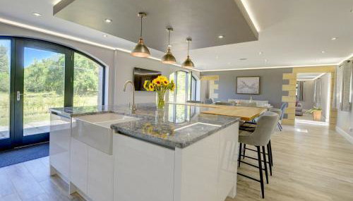 The Gate House - Photo 5