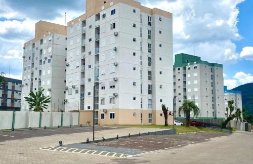Residencial Morada do Leste - Praticidade em Camobi! LZN Hospedagens - Foto 1