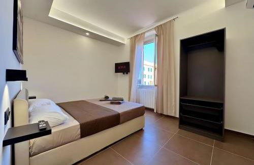 Modern Apartment - 5 Min to Beach & Port - Photo 8