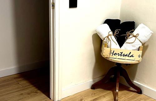 Apartamento colgante al río con vistas al puente - Photo 18