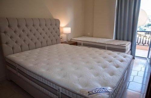 Paradise Bar Apartments - Photo 25