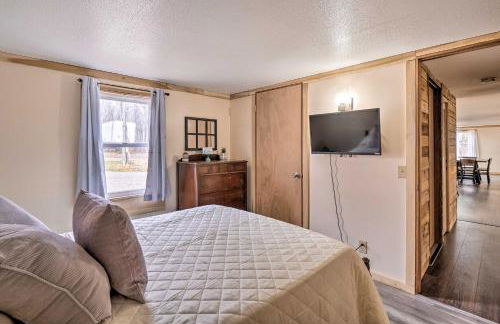 Take 5 Retreat with Hot Tub Relax, Rest, Refresh! - Foto 22