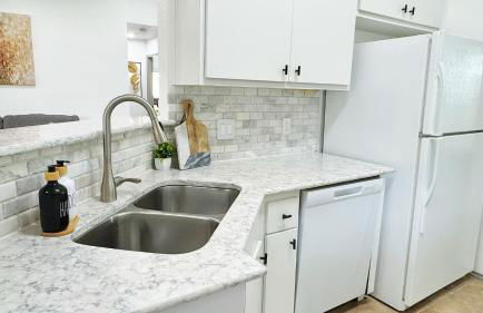 Relax Modern 3BR 2Bath - NW Austin, Sleeps 10 - Photo 16