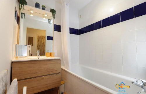 Superbe Nid Douillet avec Terrasse, Double Parking - Photo 14