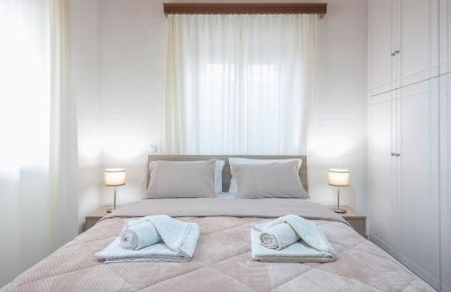 In the center of Messolonghi - Photo 78