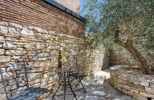 Villa Galant with Pool and Sauna - Happy Rentals - Foto 31