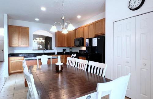 Gorgeous 6Bd Pool Hm Providence-2256CA - Photo 14