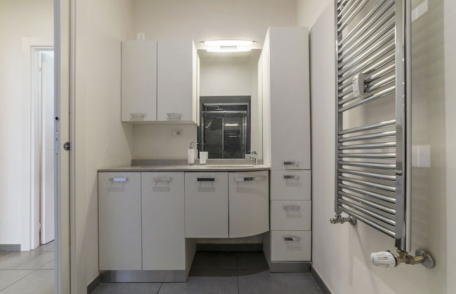 Porta Pia & Villa Torlonia Apartment with Balcony - Foto 22