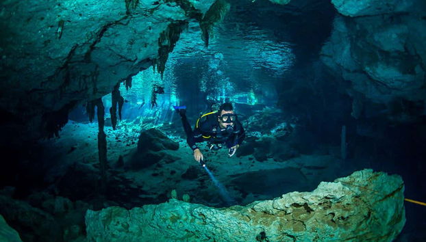 Cenote Dos Ojos Scuba Diving - Foto 4