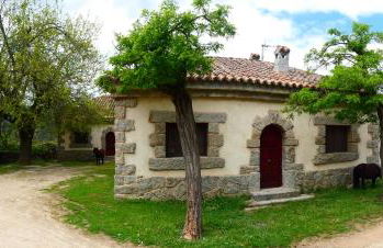 Núcleo de Turismo Rural Valle de Iruelas - Photo 57