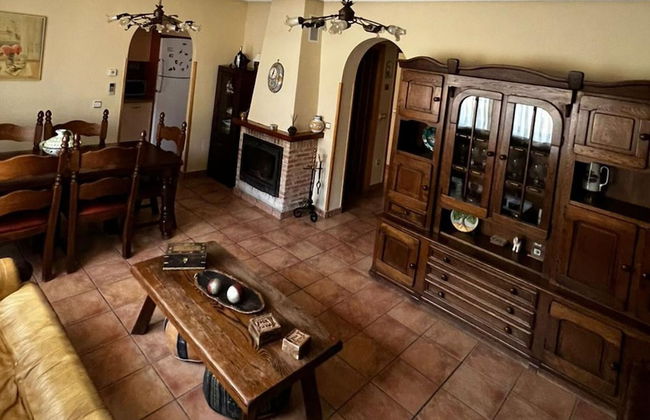 Belvilla by OYO Single Chalet en La Adrada - Foto 21