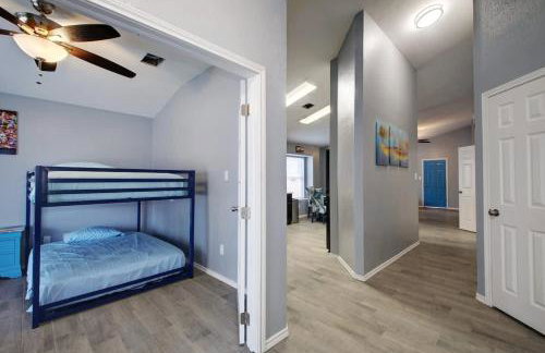 Modern 4 Bedroom Home in Cedar Park - Foto 11