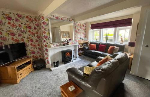 Cute and cosy 2 bed cottage - Foto 12