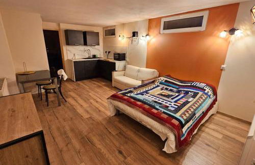 Studio cosy 32m2 independant dans maison - Foto 2