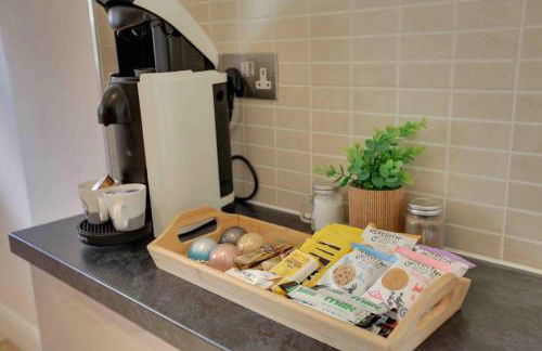 Elizabeth II Five Bedroom Spacious Home - Foto 35