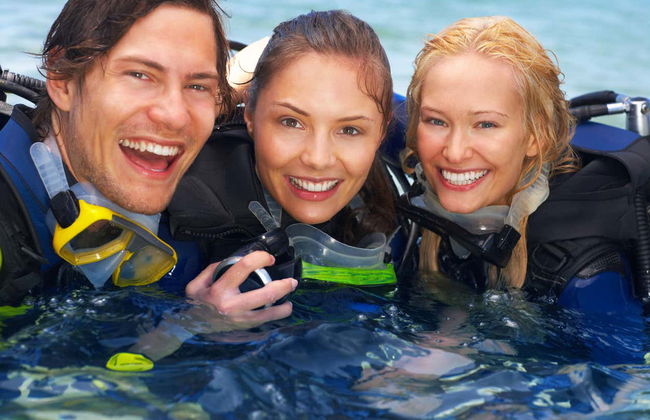 Beginners Scuba Diving in Barcelona - Photo 2