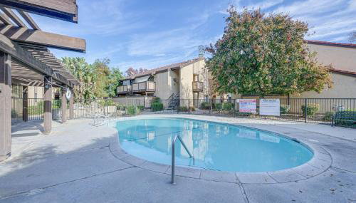 Cozy Fresno Condo w/ Balcony & Pool Access - Foto 2