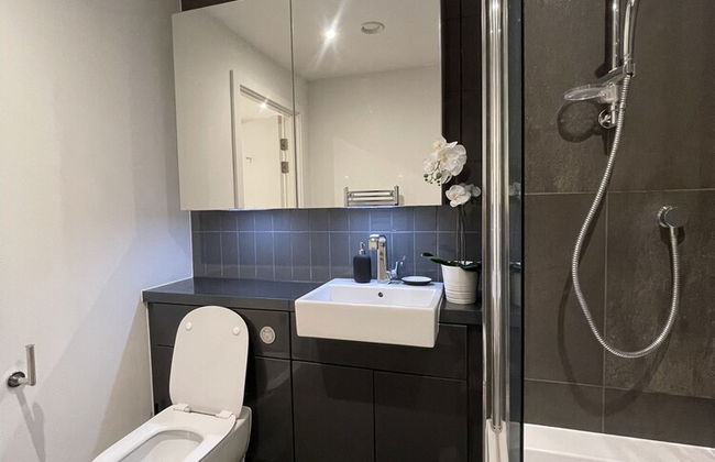 Immaculate 2bed Apartment in London - City Views - Foto 15