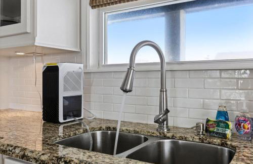 3BR - Amazing Game Room, Steps to Beach, Firepit - Foto 26