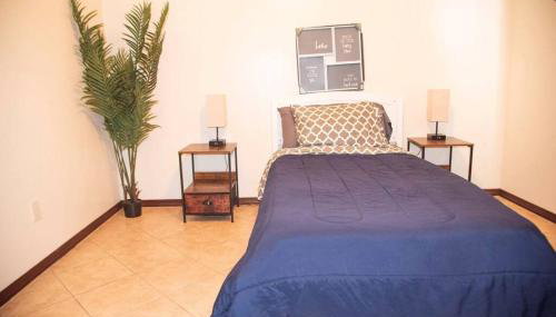 3BD 2BT Town Suite Minutes Away Medical Center - Foto 5