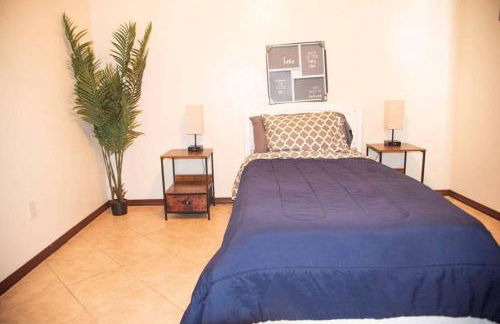 3BD 2BT Town Suite Minutes Away Medical Center - Foto 6