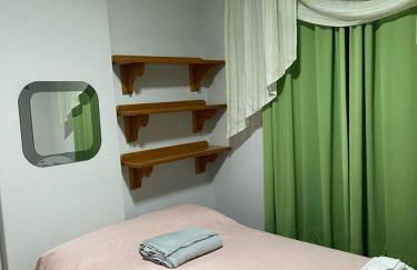 1 suíte cama king, 2 quartos com camas casal, 1 garagem, próx Basílica - Photo 31