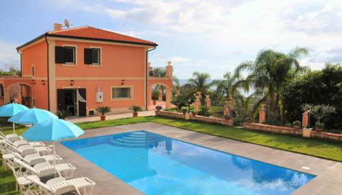 Villa Gramati - Foto 1