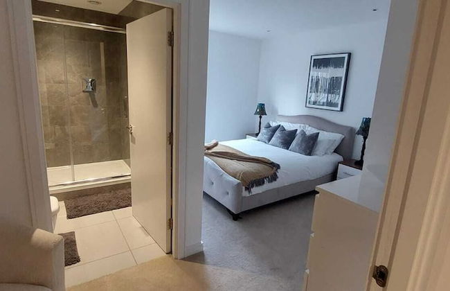 2 Bed Property Close to Heathrow Airport - Foto 4