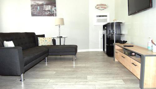 Take it back to simple times with this Retro Retreat! - Foto 2