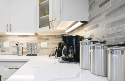 @ Marbella Lane - Exquisite Home 3BR - Photo 25