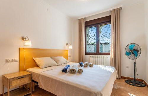 Blau Mar, 5 bedroom beach villa with private pool Miami Playa Costa Dorada 100m from the beach - Foto 24