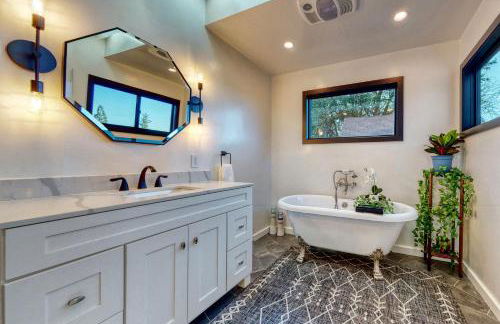 Koda House - Photo 8