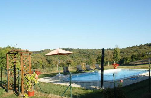 Holiday home with pool, enclosed garden - Foto 9