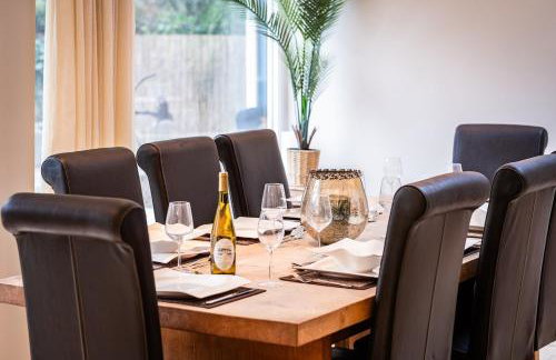 5BDR Luxe Villa By Torr Property Group Short Lets & Serviced Accommodation With Free Parking & River View Stratford-Upon-Avon - Foto 67