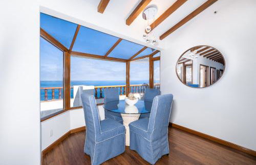 10-Star Property! Premium Ocean Views, Immaculate Corner Condo with Fireplace, New Golf Cart - Foto 18