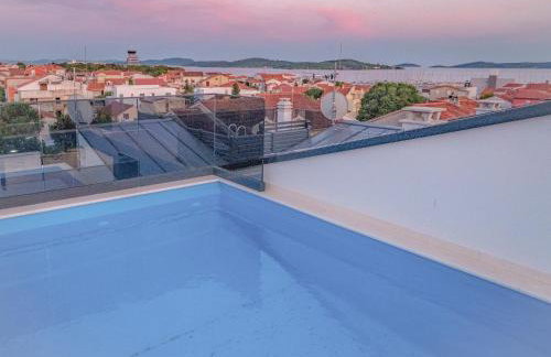 "Golden Sky"Rooftop Pool Villa - Photo 76