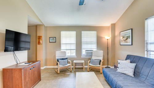 Walk to Shore Crystal Beach Home with Deck! - Foto 5