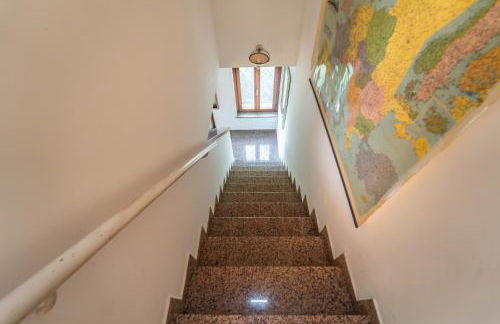 GuestHost - Visogliano Roomy Apt w Terrace near the Station - Foto 19