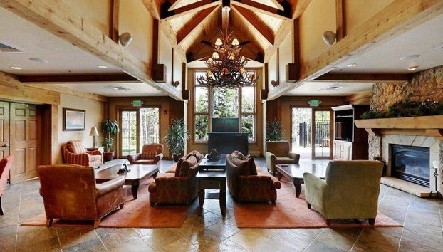 Mountain Thunder Lodge, A Vail Resorts Property - Foto 3, Salón en el vestíbulo