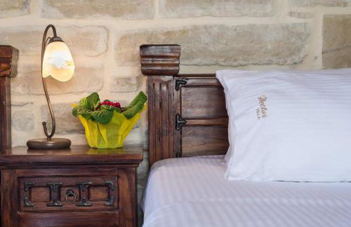 Hectoras Villa in Plaka BY APOKORONAS-VILLAS - Photo 45