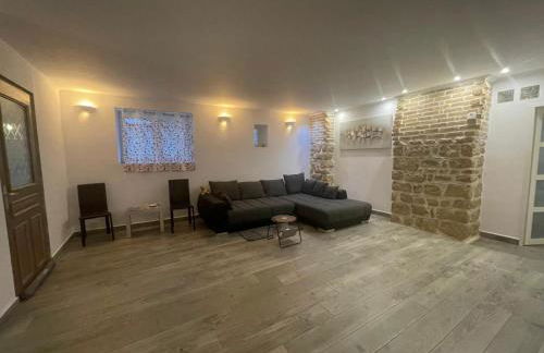 Appartement proche centre Colmar parking public gratuit - Foto 20