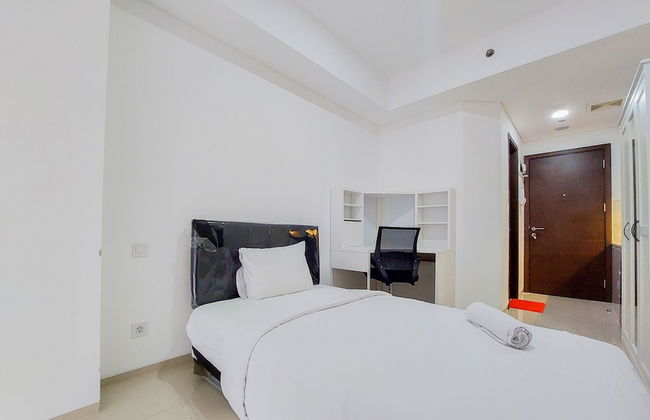 Best Homey And Nice Studio At Pacific Garden Apartment - Photo 8